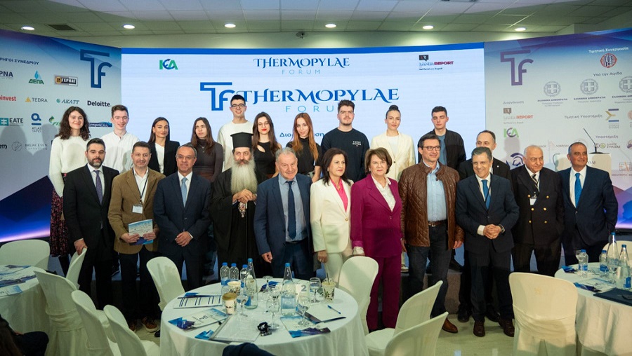 Βραβεύτηκαν οι 10 πρώτοι των Πανελλαδικών 2023